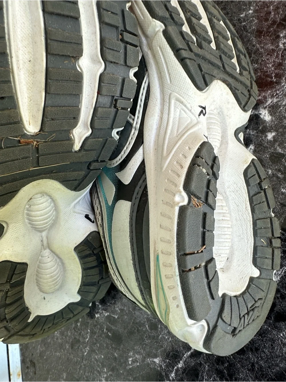 Avia Women's Gray and Teal Athletic Running Shoes